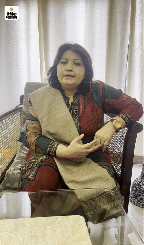 शीबा जिन्होंने हमेशा कट्टरवाद का विरोध किया, लेकिन अब उन्हें धर्म की वजह से तरह-तरह की आपत्तिजनक बातें सुनने पड़ती हैं।