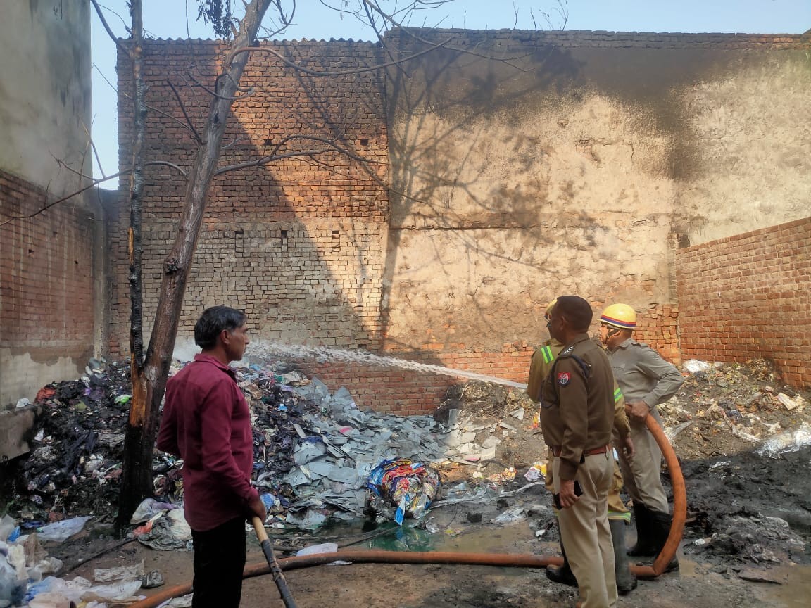 Fire breaks out in scrap warehouse in Saharanpur