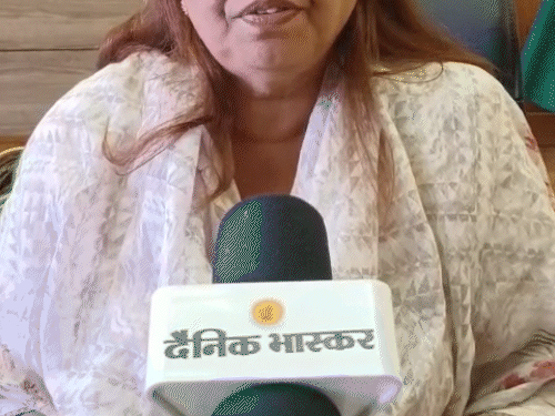 चंडीगढ़ में कूड़ा फेंकने पर ढोल बजाने का फैसला वापस:  मेयर के घर भी बजा शर्मिंदगी का ढोल; मेयर के पति बोले- अफसरों का था फैसला – Chandigarh News