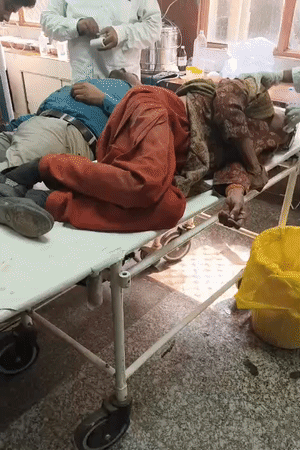 मां की हालत गंभीर है। उन्हें सिविल हॉस्पिटल से केजीएमयू के लिए रेफर कर दिया गया है।