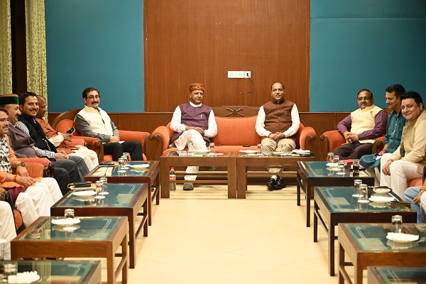 हिमाचल भाजपा की आंतरिक कलह भी कई बार खुलकर सामने आ चुकी। (फाइल फोटो)