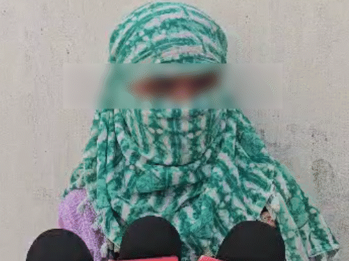 जशपुर में नाबालिग लड़की से रेप का मामला सामने आया है। पुलिस ने दोनों आरोपियों को गिरफ्तार कर लिया है।