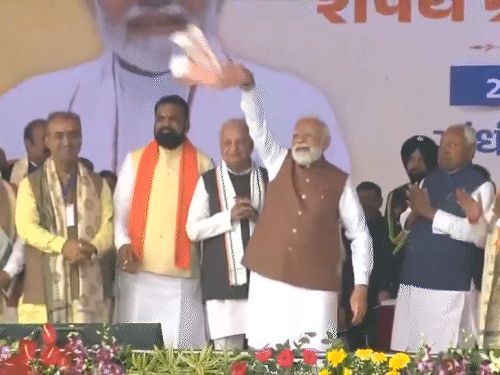 Bihar’s Gamcha; Symbol that defeated Tejashwi in Bihar Elections PM ...