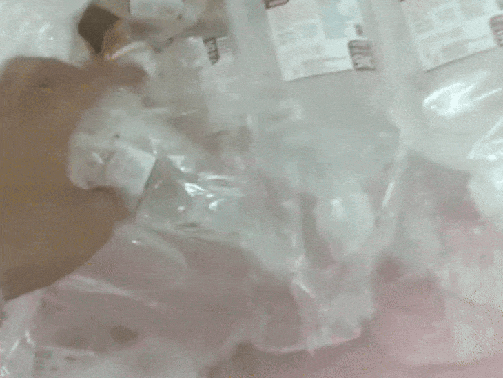 एक्सपायर्ड दवाईयों के लॉट का एक वीडियो भी सामने आया था।