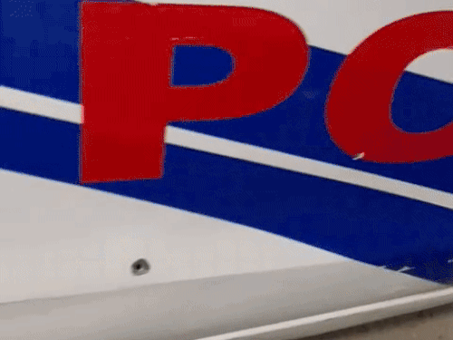 पुलिस की गाड़ी में 3 गोलियां लगी। मौके पर पड़ी आतंकियों की बाइक।