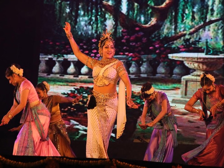 IGM में प्रस्तुति देतीं ड्रीम गर्ल हेमा मालिनी। (फाइल फोटो)