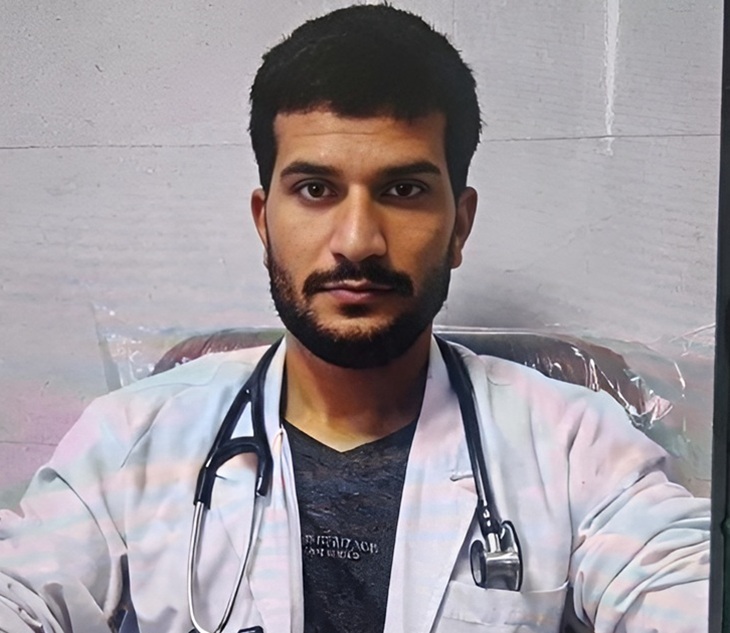 ये तस्वीर आतंकी उमर नबी की है। 10 नवंबर को इसने दिल्ली में लाल किले के पास हुए i20 कार में ब्लास्ट में खुद को उड़ा लिया था।