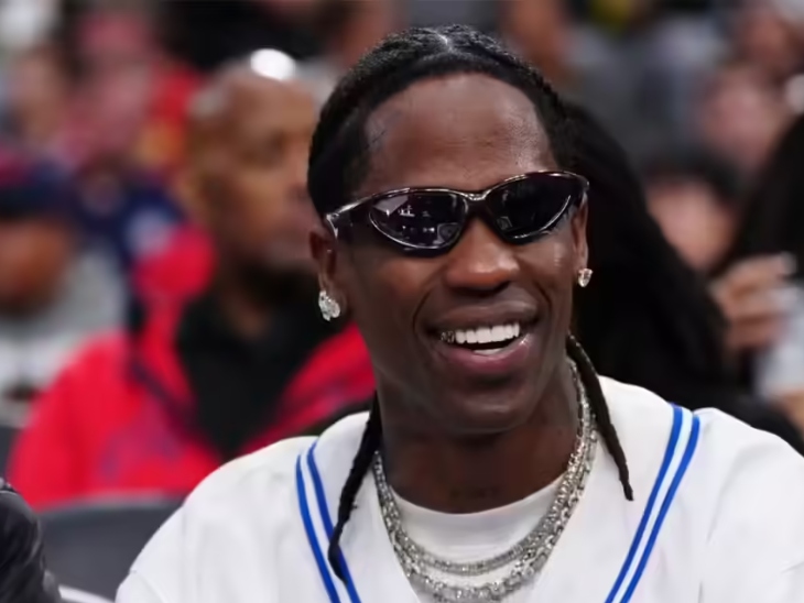 ट्रैविस स्कॉट, जिनका असली नाम जैक्स बर्मन वेबस्टर II है, एक अमेरिकी रैपर, सिंगर और म्यूजिक प्रोड्यूसर हैं।