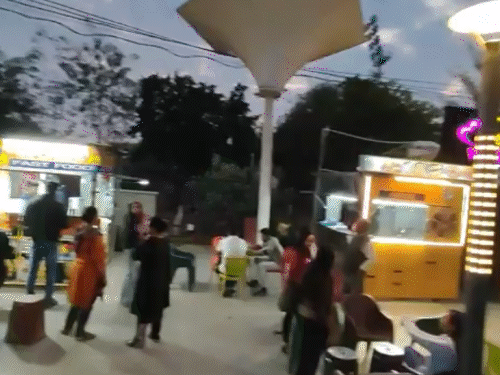 ये NIT चौपाटी की तस्वीर है। इसी को JCB से तोड़ दिया गया है।