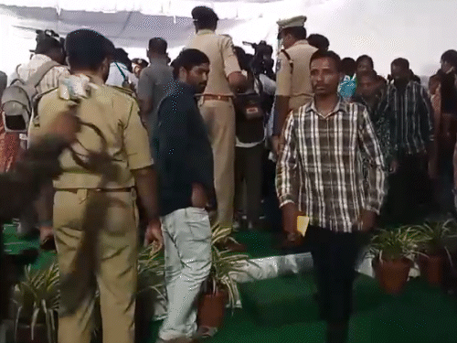 सभी 37 नक्सलियों पर कुल 1.41 करोड़ का इनाम घोषित था।