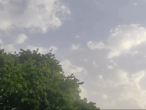 मौसम विभाग के अनुसार आर्द्रता शाम को कई जगह 40% से 60% तक घटने से मौसम शुष्क बना रहेगा।