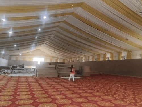 मुख्य पंडाल में नहीं होगी किसी के लिए कुर्सी।