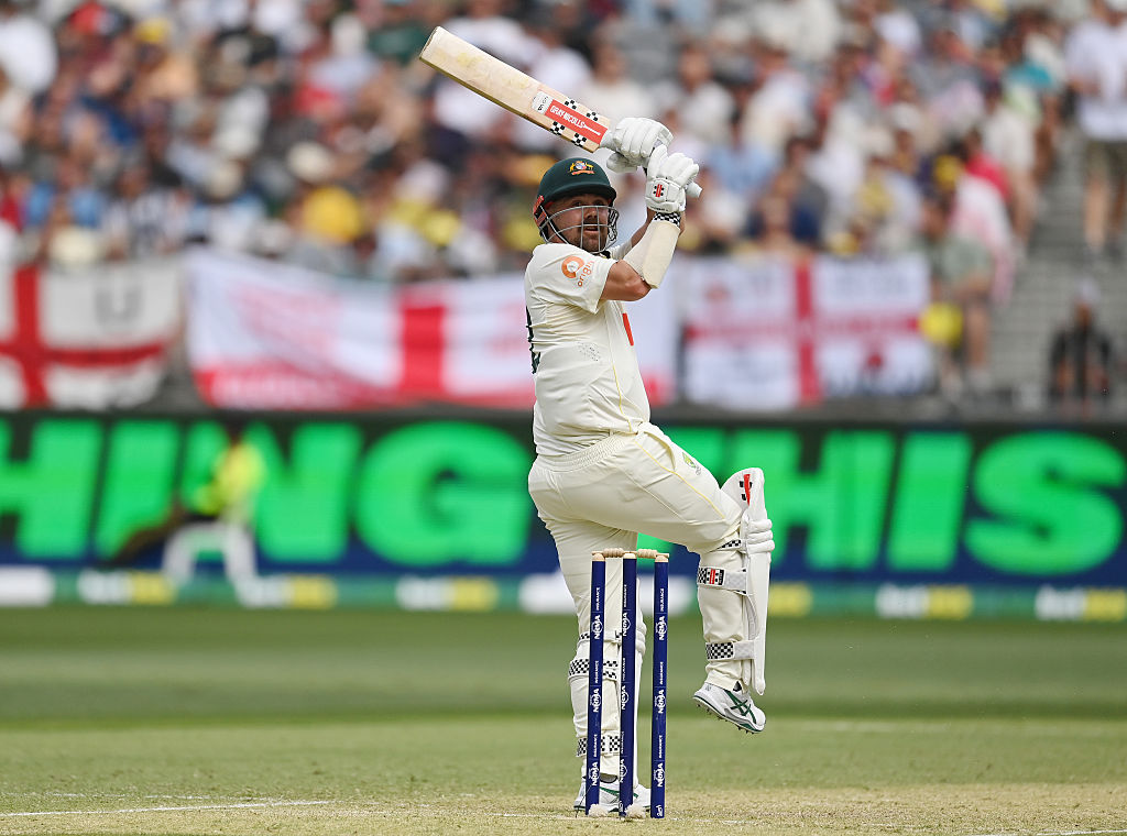 ટ્રેવિસ હેડે 16 ચોગ્ગા અને 4 છગ્ગા ફટકાર્યા.