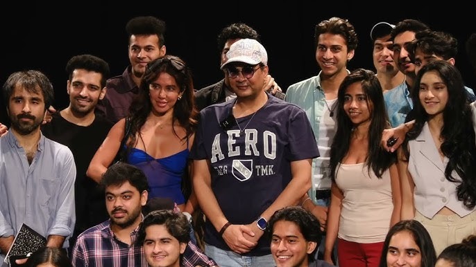 मुकेश इंडिया के अलावा विदेशों में भी वर्कशॉप का आयोजन करते हैं।