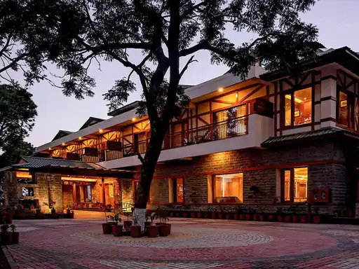 पीड़िता के मुताबिक इसी होटल में उसके साथ रेप किया गया।