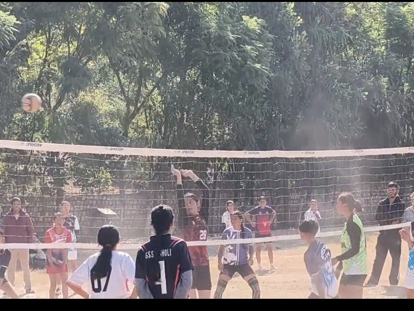 ट्रायल देते खिलाड़ी