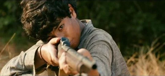 साल 2010 में ‘खेलें हम जी जान से’ फिल्म में एक्टिंग भी की।