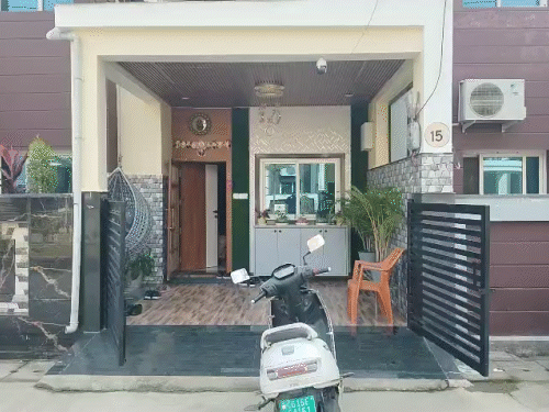 अंबिकापुर में सप्लायर अमित अग्रवाल के घर भी दबिश दी गई।