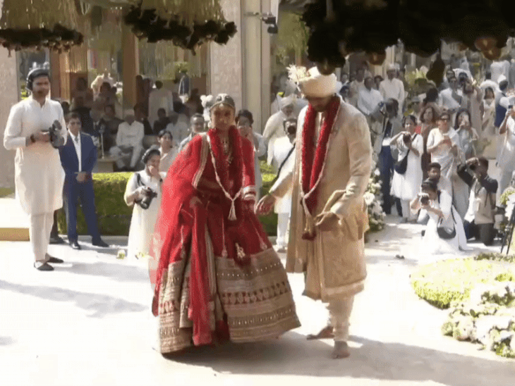 रॉयल वेडिंग में हर मौके को यादगार बनाने के लिए हर रस्म की फोटोग्राफी भी हुई।