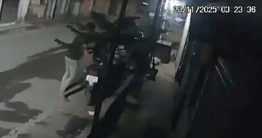 Thief caught on camera stealing bike from outside house, case filed