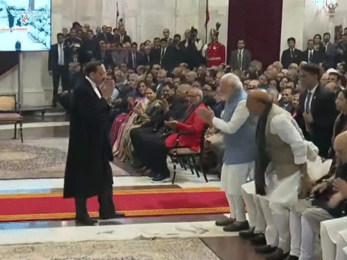 CJI सूर्यकांत पीएम मोदी, राजनाथ और अमित शाह से मिलने भी पहुंचे।