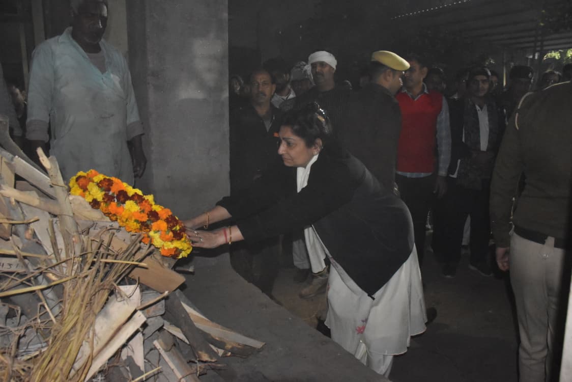 झज्जर में ड्यूटी पर हेड कॉन्स्टेबल को हार्ट अटैक आया:  साथी कर्मचारी उठाकर अस्पताल ले गए, इलाज के दौरान मौत; 2 बच्चों के पिता थे – bahadurgarh (jhajjar) News