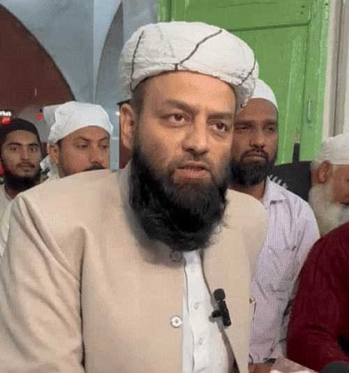 पंजाब के शाही इमाम मोहम्मद उस्मान लुधियानवी ने कहा शूटिंग से पहले अनुमति नहीं ली गई।