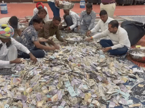 इस साल पिछले सभी सालों के रिकॉर्ड टूट गए।