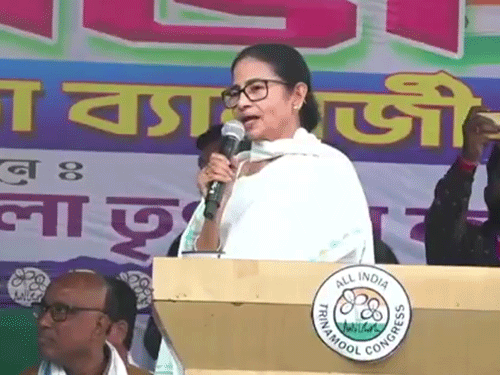 ममता बोलीं- चुनाव आयोग अब बीजेपी आयोग बन गया है:  एंटी-SIR रैली में कहा- यह निष्पक्ष संस्था नहीं,मुझे चुनौती दी तो देश में बीजेपी की नींव हिला दूंगी