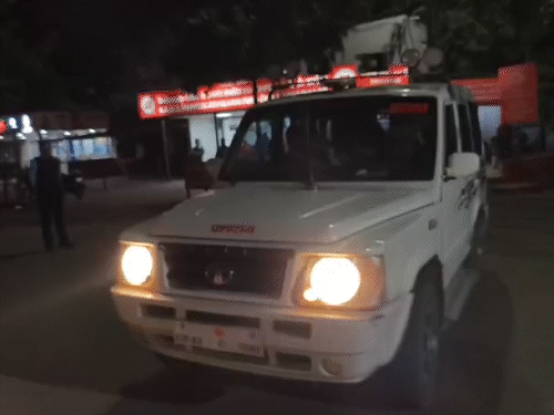 इस पूरे मामले में गोंडा के SDM सदर अशोक कुमार परिवार के साथ रहे।