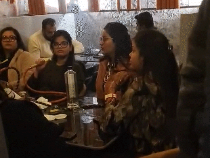 कमिश्नर प्रकाश के नेतृत्व में यह ऑपरेशन जयपुर की नाइटलाइफ को स्वच्छ बनाने की दिशा में एक बड़ा कदम माना जा रहा है।