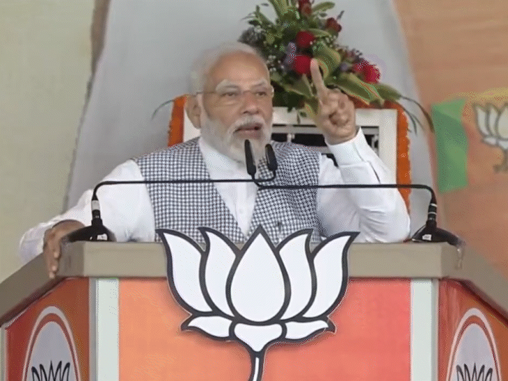 प्रधानमंत्री नरेंद्र मोदी ने छत्तीसगढ़ स्थापना दिवस के मौके पर रजत महोत्सव का उद्घाटन किया।