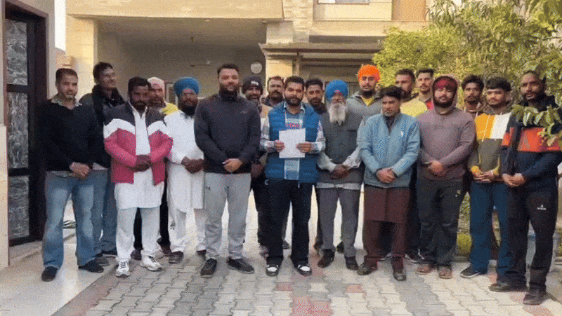 पंजाब में शिक्षक संगठन मोर्चा का समर्थन करते हुए।