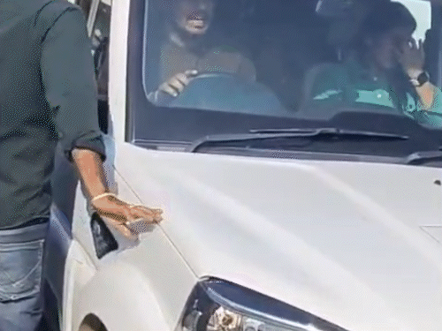 पंजाब पुलिस के जवान बदमाश की तलाश में जैसलमेर पहुंचे थे।