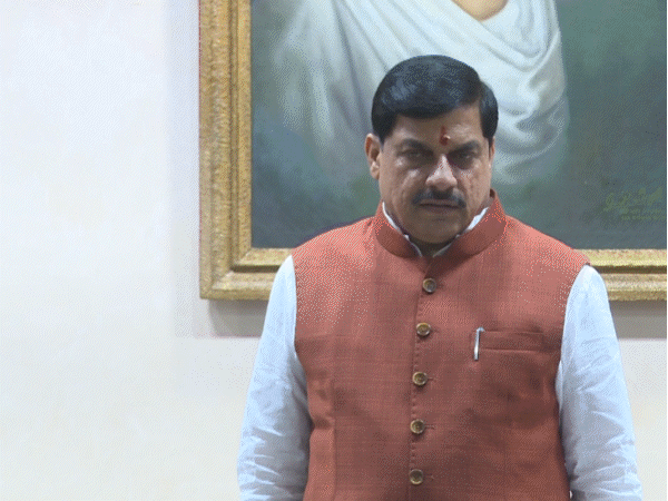 कैबिनेट बैठक में मंत्रियों के बीच हुई खटपट पर जीतू पटवारी ने सरकार पर हमला बोला है।