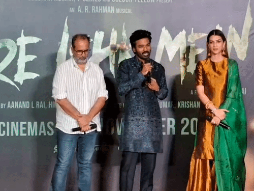 अभिनेता धनुष ने कहा - काशी की गलियां, यहाँ की लोक संस्कृति और लोगों की आत्मीयता उन्हें बेहद प्रिय लगी।