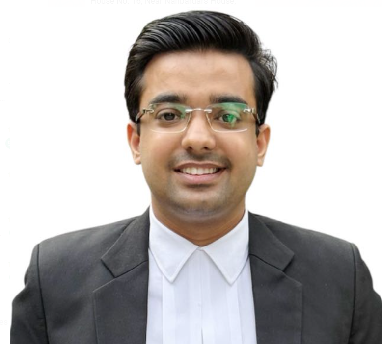 डीजीपी ओपी सिंह को लीगल नोटिस भेजने वाले गुरुग्राम के एडवोकेट वेदांत वर्मा।