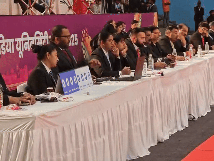 उदयपुर के एमबी ग्राउंड स्थित इंडोर स्टेडियम में खेलो इंडिया के तहत जूडो प्रतियोगिता में दूसरे दिन रोमांचक मुकाबले हुए।