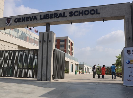 अहमदाबाद के जिनेवा स्कूल की फोटो।