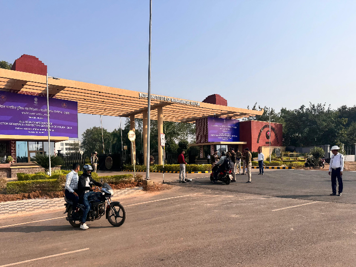 देश भर के लगभग 600 ऑफिसर और VIP कार्यक्रम में शामिल होंगे।