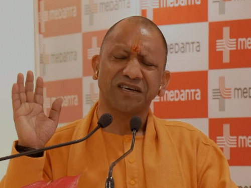 Kashi में कोई मंदिर नहीं तोड़ा गया: वाराणसी में बोले Cm योगी, विकास पर विपक्ष के आरोपों को किया खारिज 7 Cm Yogi Adityanath Will Stay In Noida For 3 Hours He Will Review The International Airport, Inaugurate A 300-Bed Hospital And Deploy 1,200 Police Personnel.