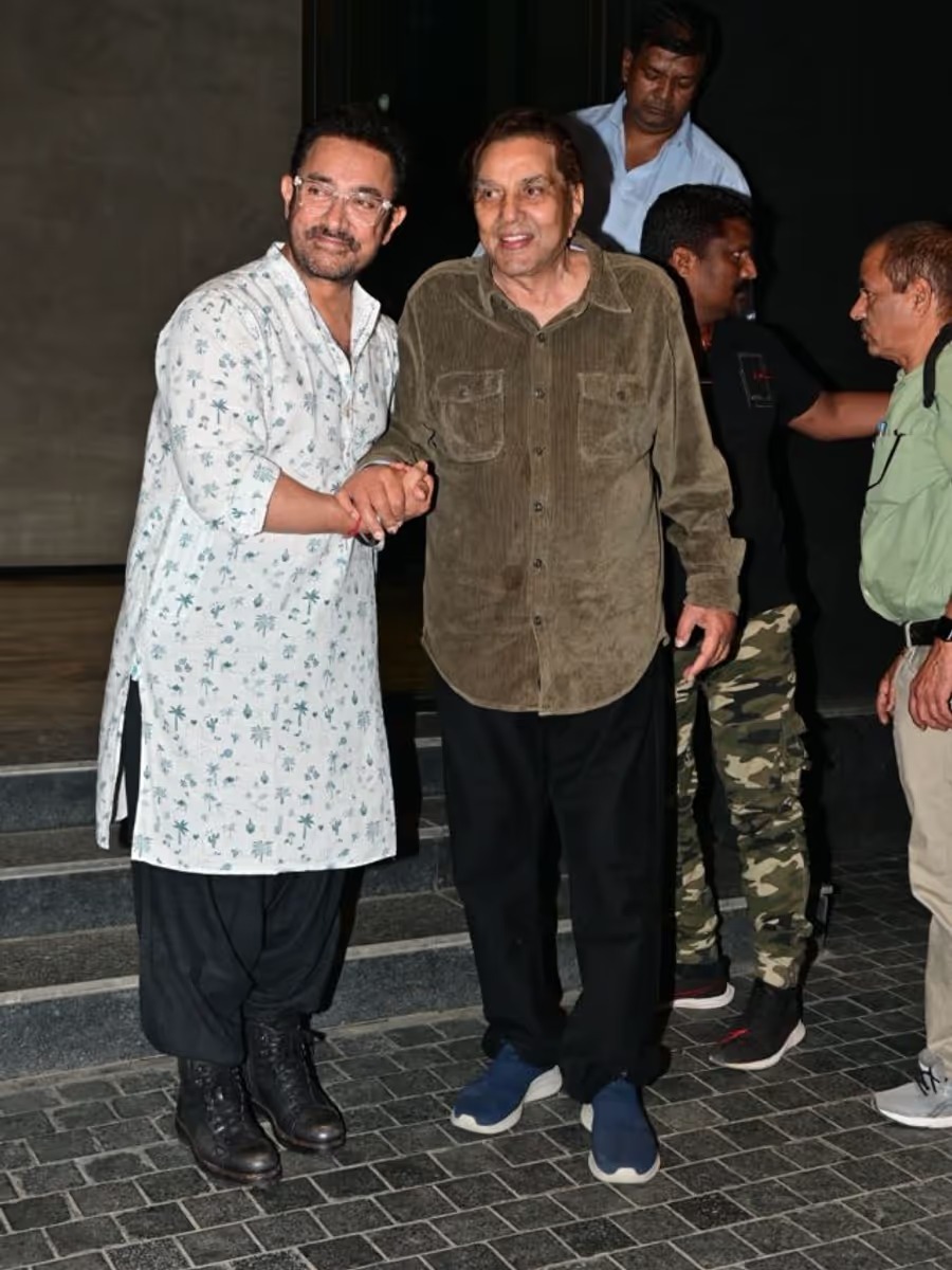 आमिर खानने IFFIत धर्मेंद्रना श्रद्धांजली वाहिली: म्हटले- धरमजी फक्त अभिनेतेच नाही, एक महान व्यक्ती होते, त्यांचे निधन आमच्यासाठी मोठी हानी आहे