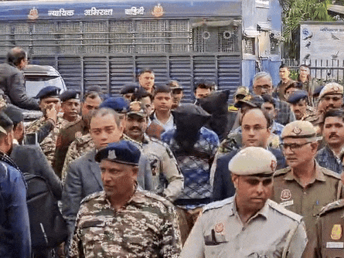 बुधवार को उमर के साथी शोएब और आमिर को दिल्ली के स्पेशल कोर्ट में पेश किया।