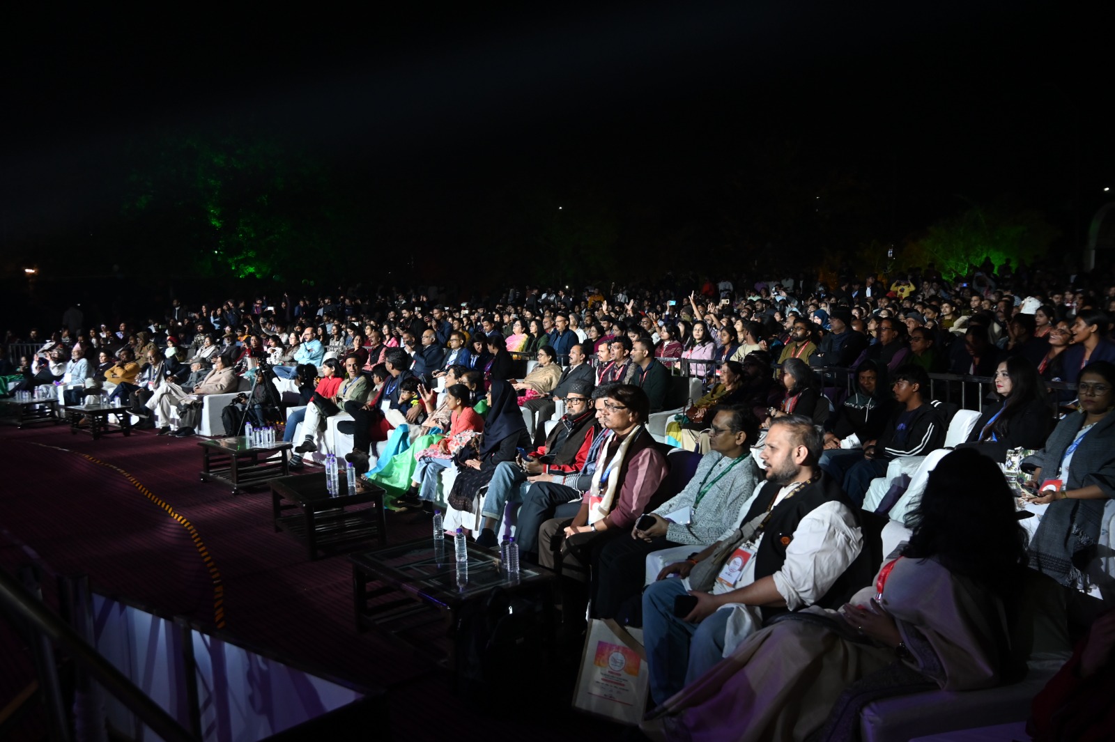 क्वॉयर बैंड ‘द कलेक्टिव क्वॉयर बाय RK’ ने अ सुरों और हार्मोनी से मंच को जीवंत कर दिया।