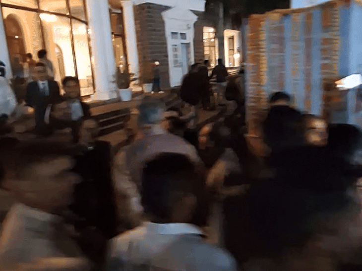 जनपद अध्यक्षों ने पंचायत मंत्री प्रहलाद पटेल से मुलाकात कर अधिकार देने की मांग की है। - Dainik Bhaskar