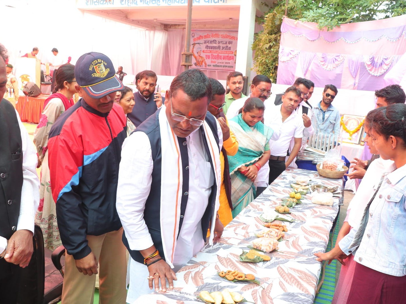 2d1c3cf8 d93f 4f7d 876c d1b18cf10d3b 1764344758421