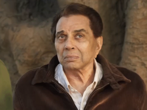 हाल ही में धर्मेंद्र का निधन 24 नवंबर को हुआ है।