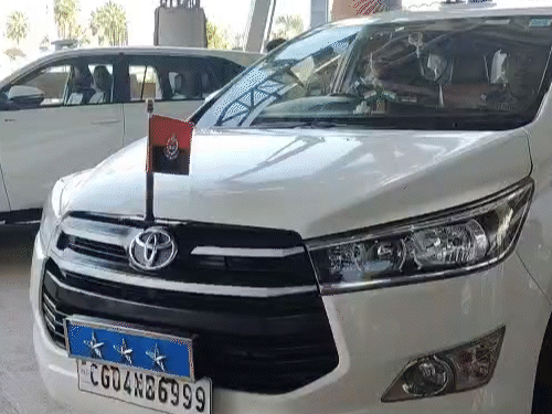 तीन दिवसीय DGP-IG कॉन्फ्रेंस में शामिल होने पुलिस अफसर रायपुर पहुंचे। - Dainik Bhaskar