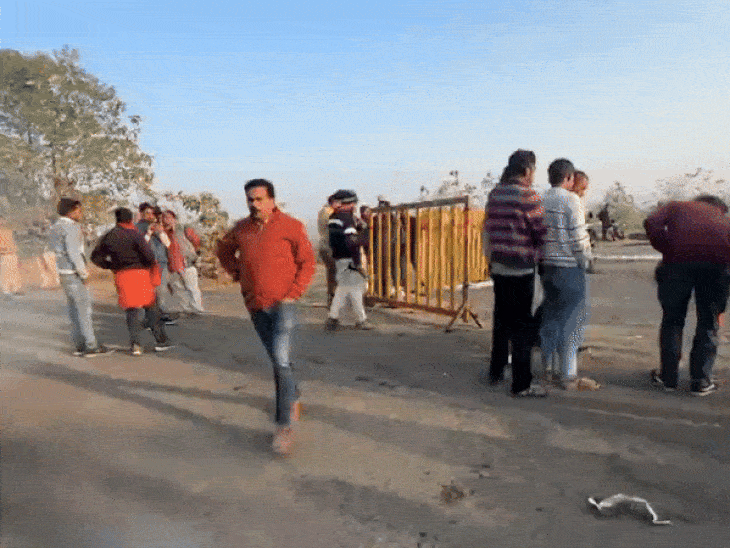 भोजपुर से 2 किलोमीटर पहले कीरत नगर के पास सलमान ने भागने की कोशिश की, यहीं पर पुलिस ने उसे पैर में गोली मारी।