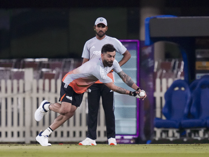 रोहित और कोहली ने टी-20 और टेस्ट क्रिकेट से संन्यास ले लिया है। अब ये दोनों सिर्फ वनडे फॉर्मेट में ही खेलते हैं।